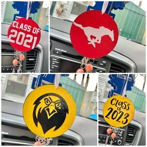 custom mirror hanger